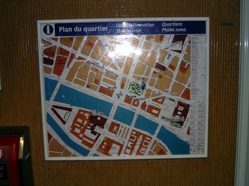 Paris Subway neighborhood map